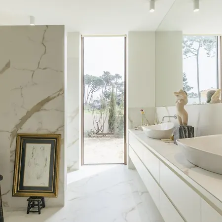 Moon Forest Retreat فيلة كولاريس