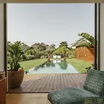 Moon Forest Retreat * Colares